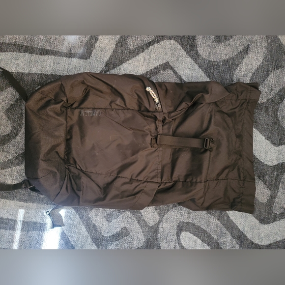 Camelback Pivot Rolltop Pack - Picture 3 of 12